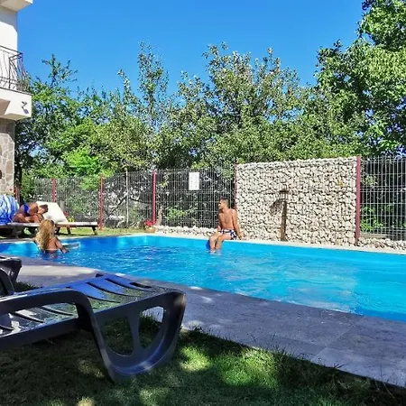 Calea Poienii Penthouse Apartment