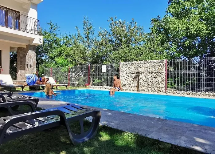 Calea Poienii Penthouse Apartment