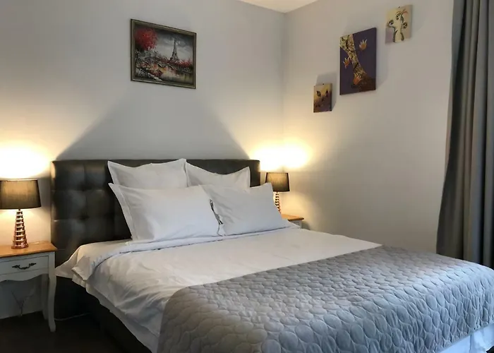 Calea Poienii Penthouse Apartment